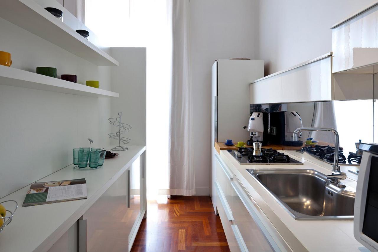 Elegant Apartment At Chiaia By Wonderful Italy Napoli Bagian luar foto